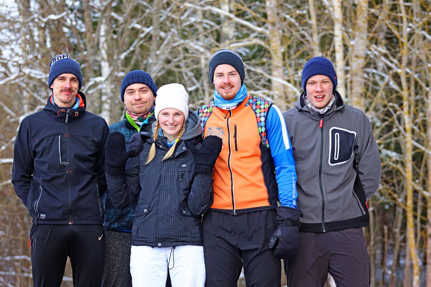 Tartumaa talvistelt meistrvõistlustelt kettagolfis võtsid osa ka Baltimaade 2019. aasta meister Keiti Tätte (vasakult kolmas) ja 2018.  ja 2019. aasta Eesti meister Albert Tamm (vasakult neljas).