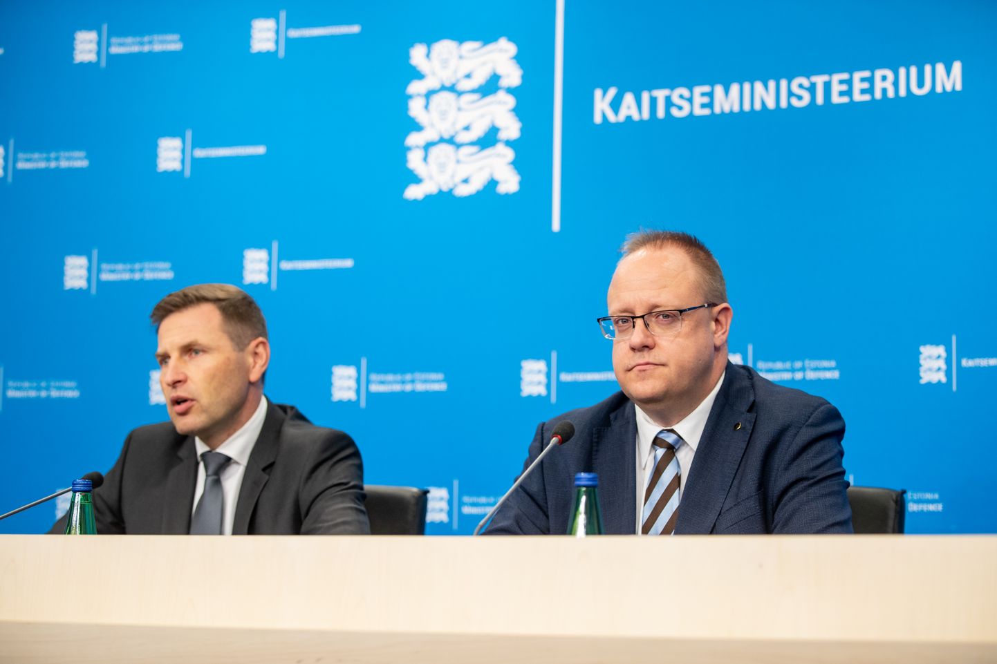 Kaitseminister Hanno Pevkur esitas välisluureameti peadirektori kandidaadiks Kaupo Rosina.