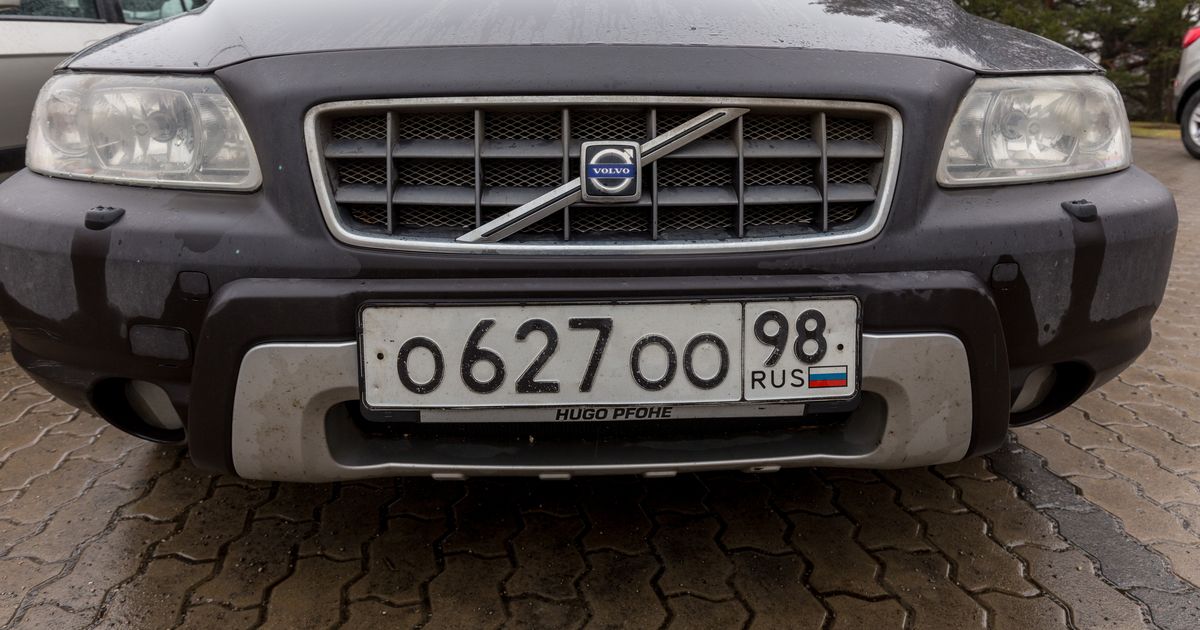 Owners of cars with Russian license plates get 6-month grace period in ...