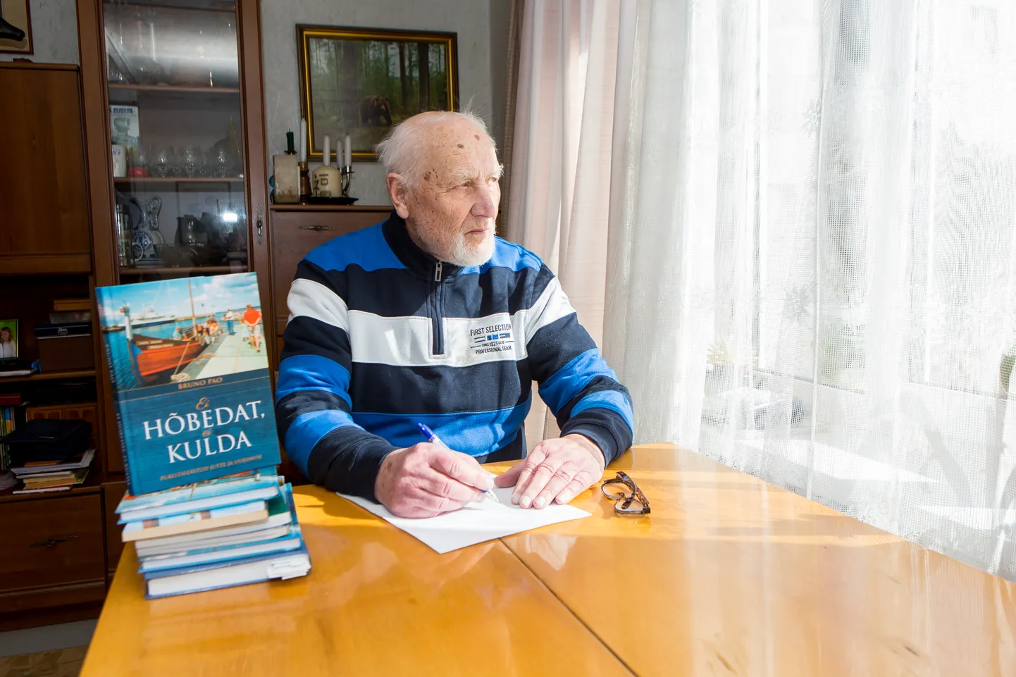AEGADE MOSAIIK: Bruno Pao artiklikogumik viib lugeja ootuspäraselt ajalooradadele.