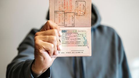 Путешественник пытался попасть в Эстонию по чужому паспорту