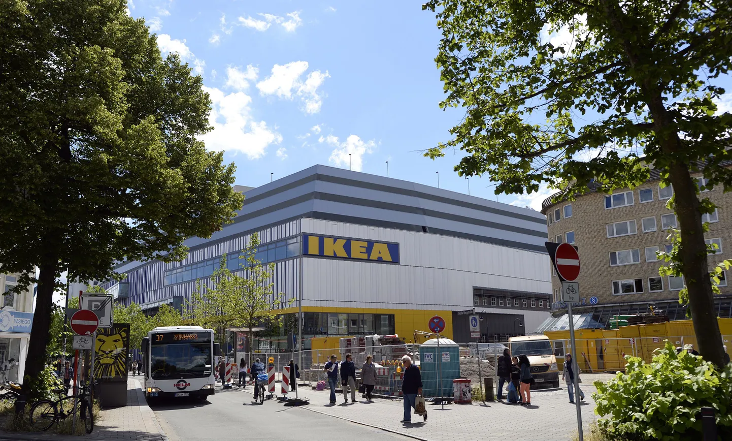 Hamburgi IKEA on esimene selle keti pood, mis asub kesklinnas jalakäijate tsoonis.