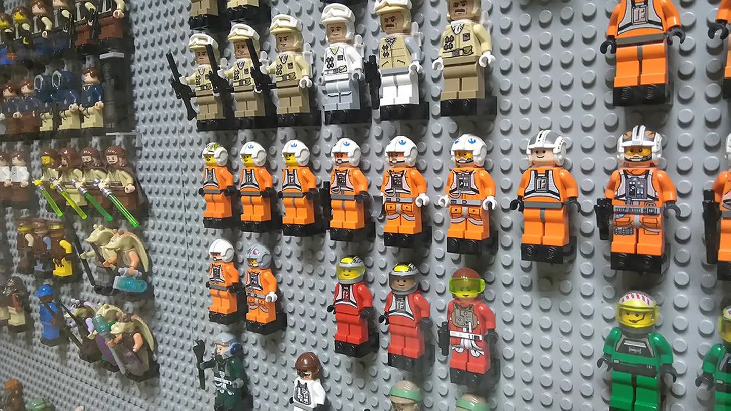 «Legomaania».