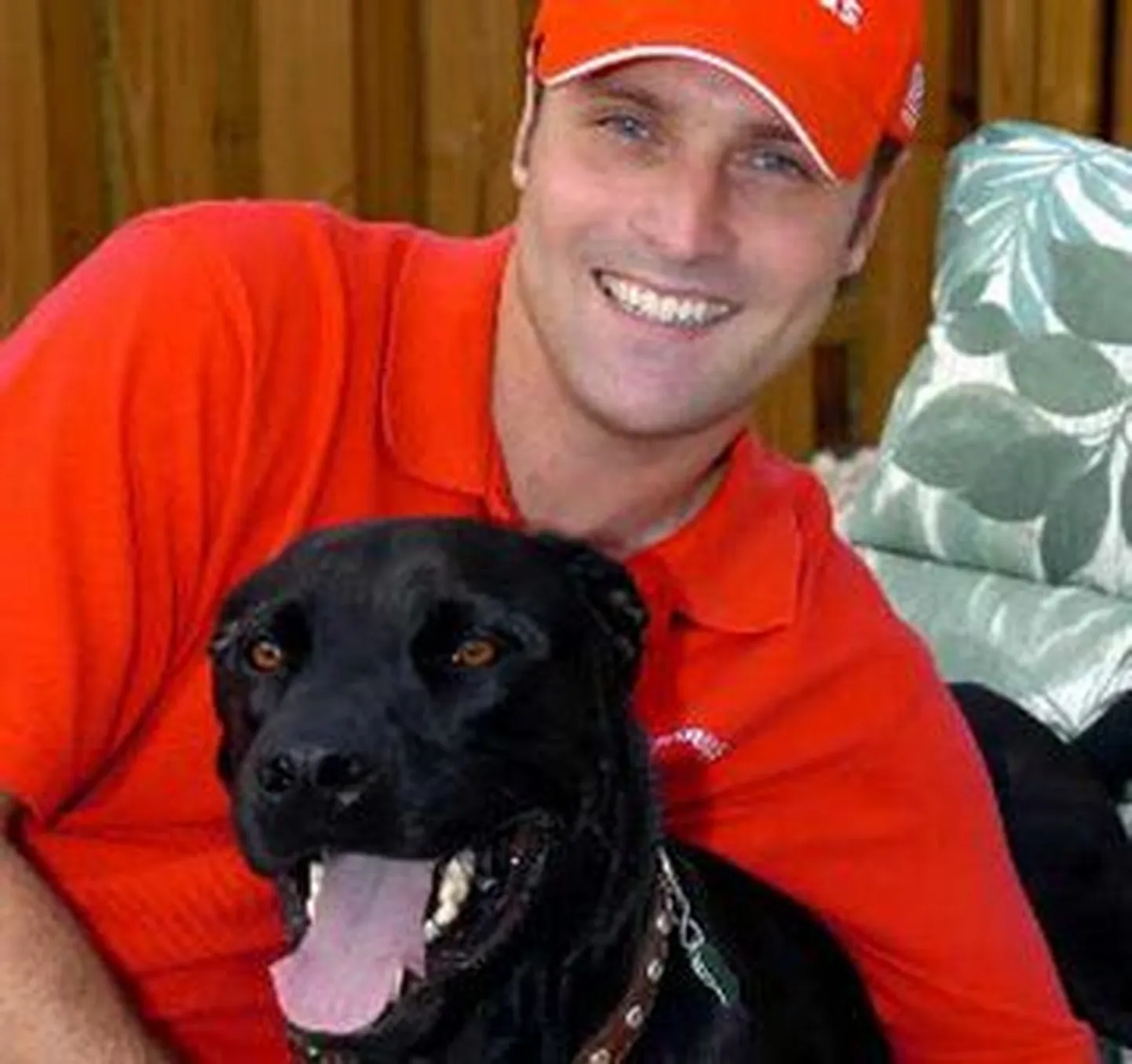 Labradori retriiver Jet koos peremehega