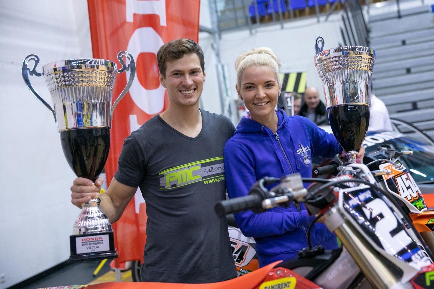 Spordikuulsuste jõuluturniiri selle aasta võitjad motosportlased Priit Rätsep ja Kristel Raba said võrreldes konkurentidega hakkama kõige stabiilsemate sooritustega.