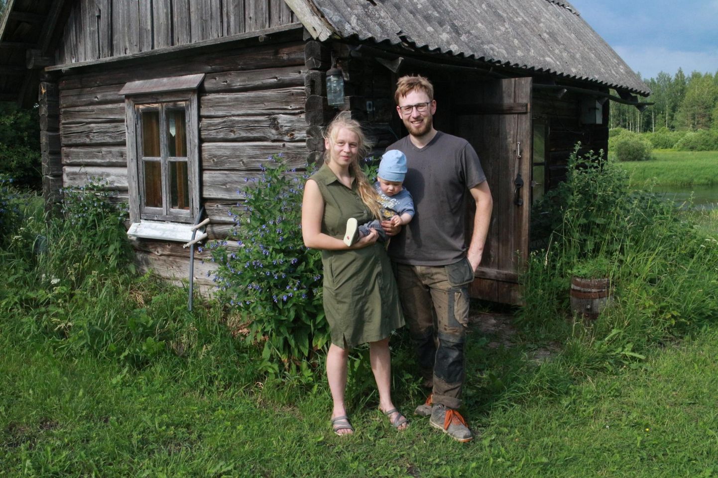 Tarmo ja Maris Põkka leidsid oma kodusadama Põlvamaal Ahja jõe ääres. Ehitamist on vanas talus väga palju, aga saun on juba praegu nagu muinasjutus.