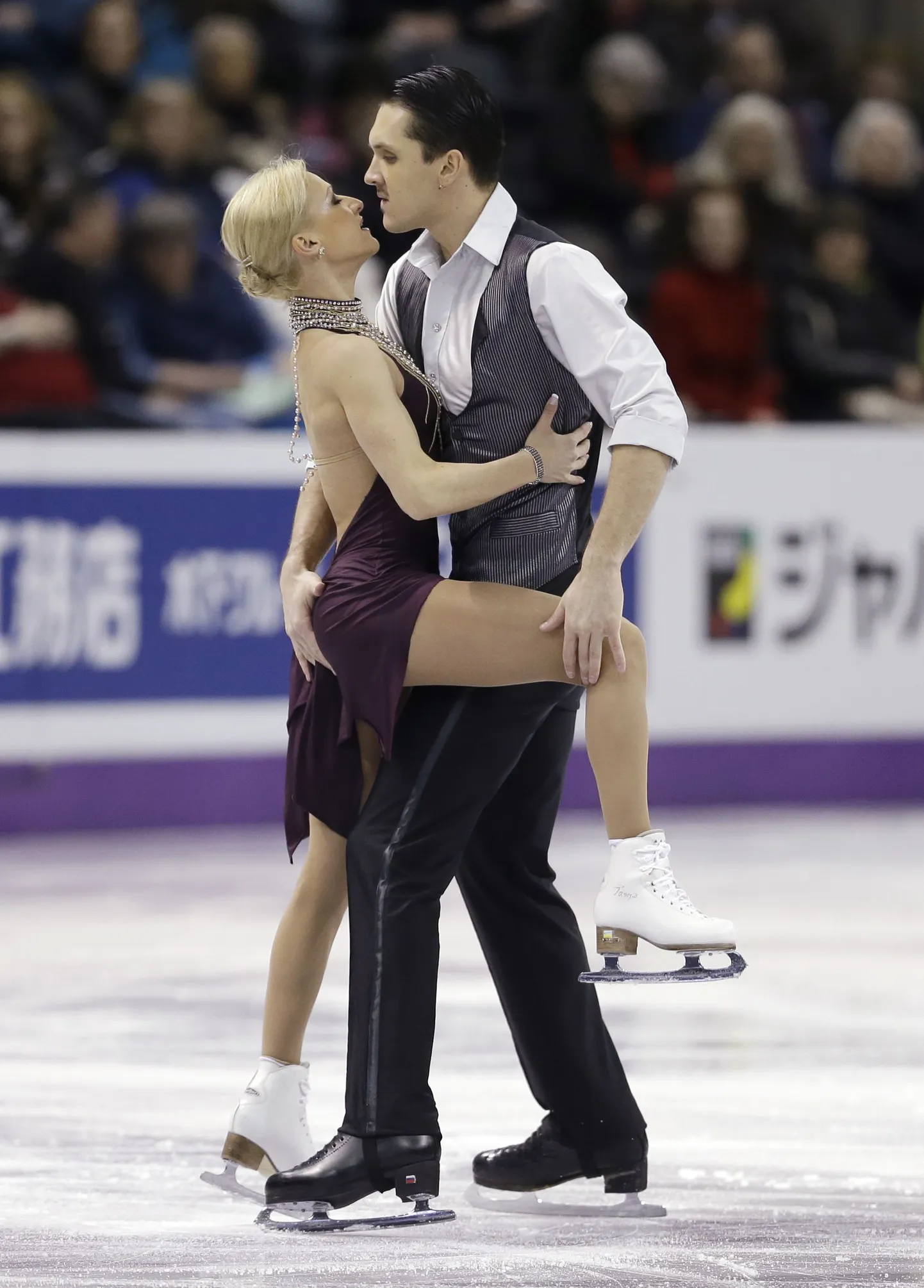 Tatjana Volosožar ja Maksim Trankov.