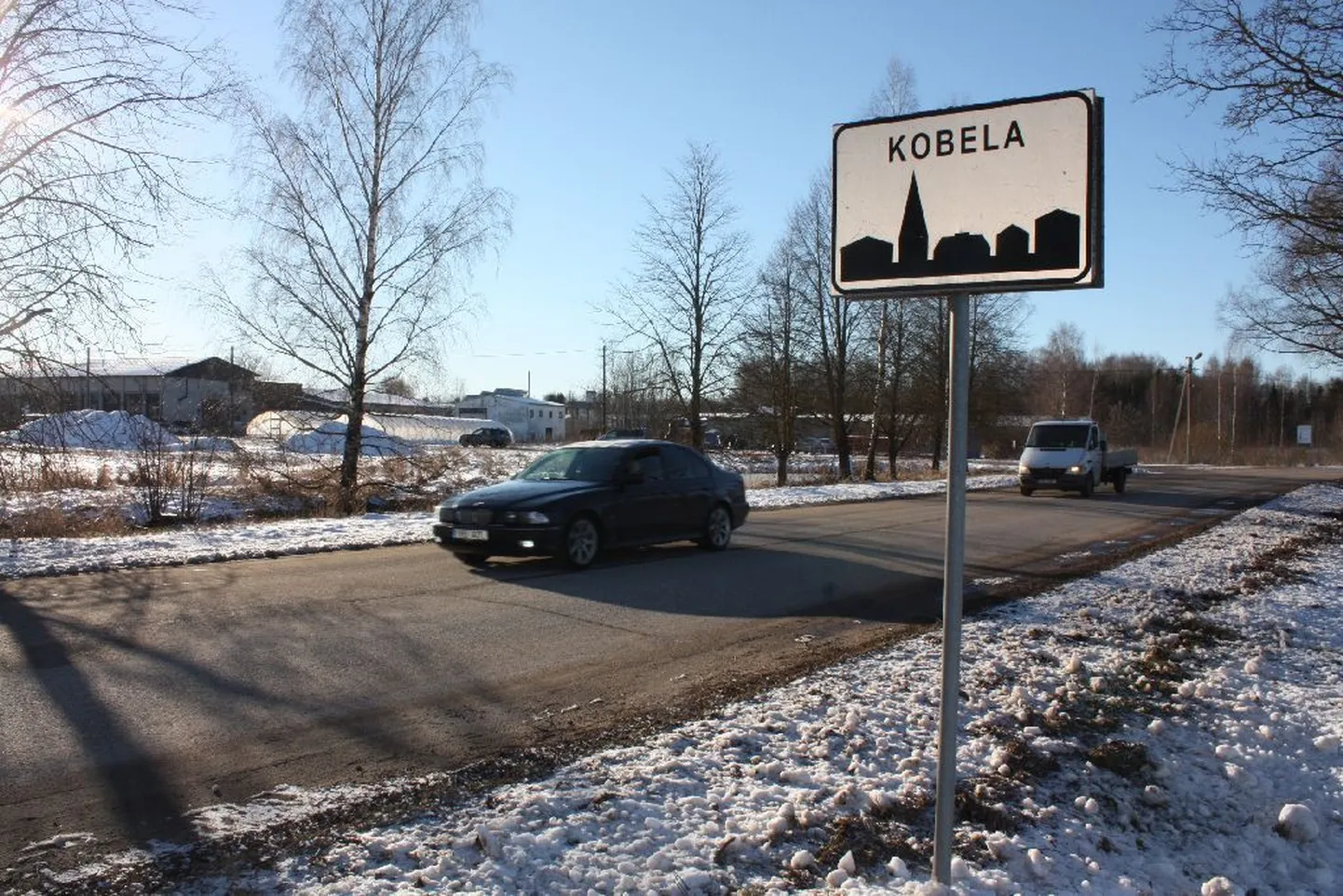 Kobelas põrkasid kokku kaks sõiduautot.