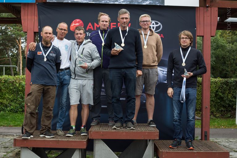 Folkboot klassi poodium - Avamerepurjetamise Tallinna Meistrivõistlused lühirajal - 7.-8. septembril 2019 Kalevi Jahtklubis - SEIKO CUP 2019