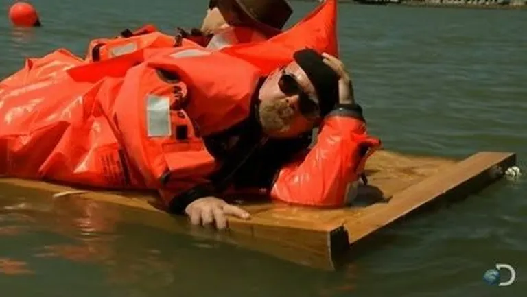 Kaader saatest «Mythbusters»