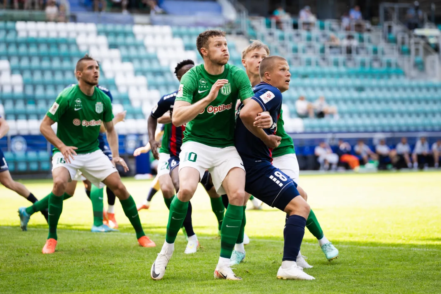 Paide Linnameeskond alistas 2:1 FC Flora.