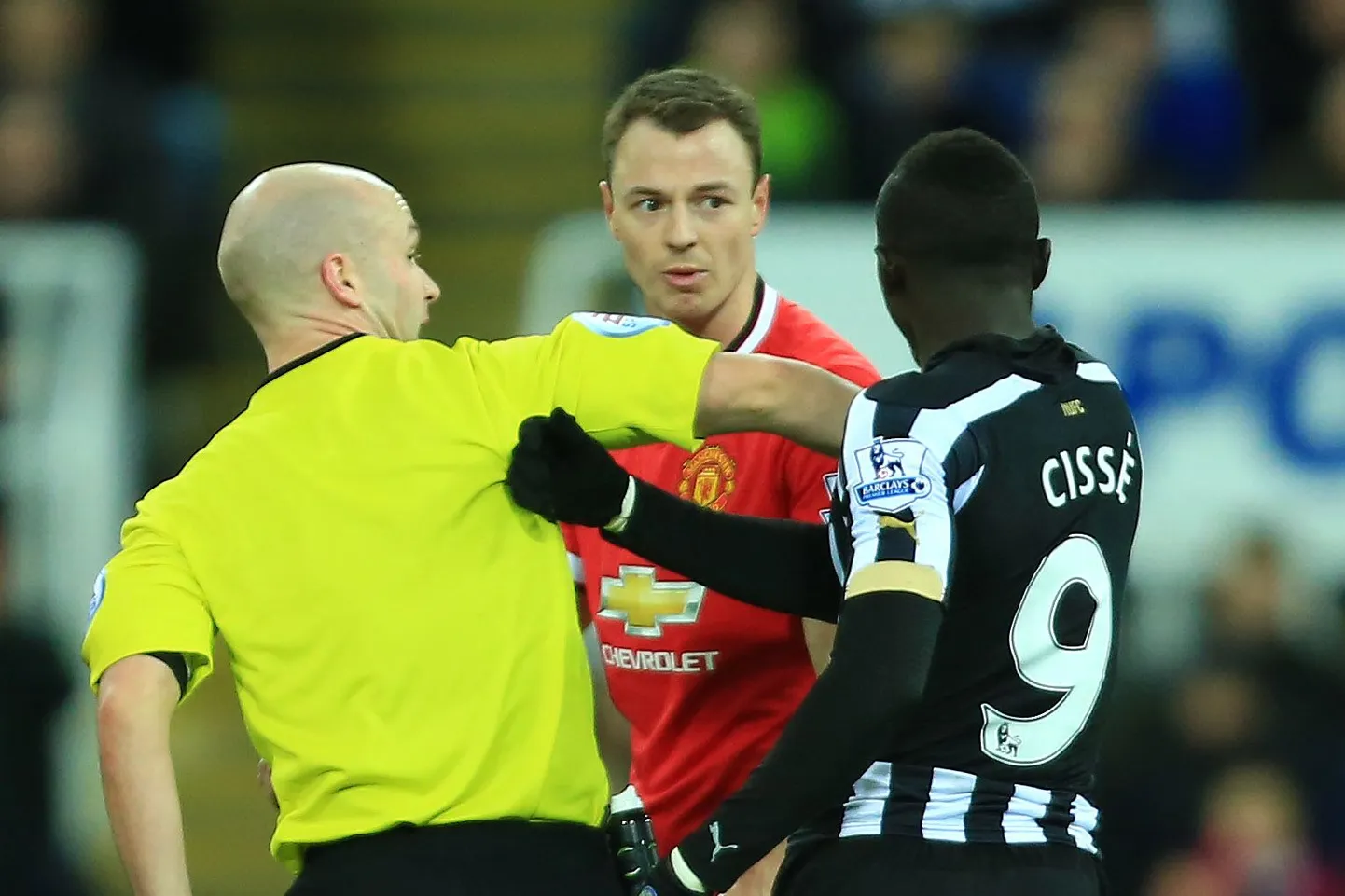 Jonny Evans ja Papiss Cisse omavahelises intsidendis.