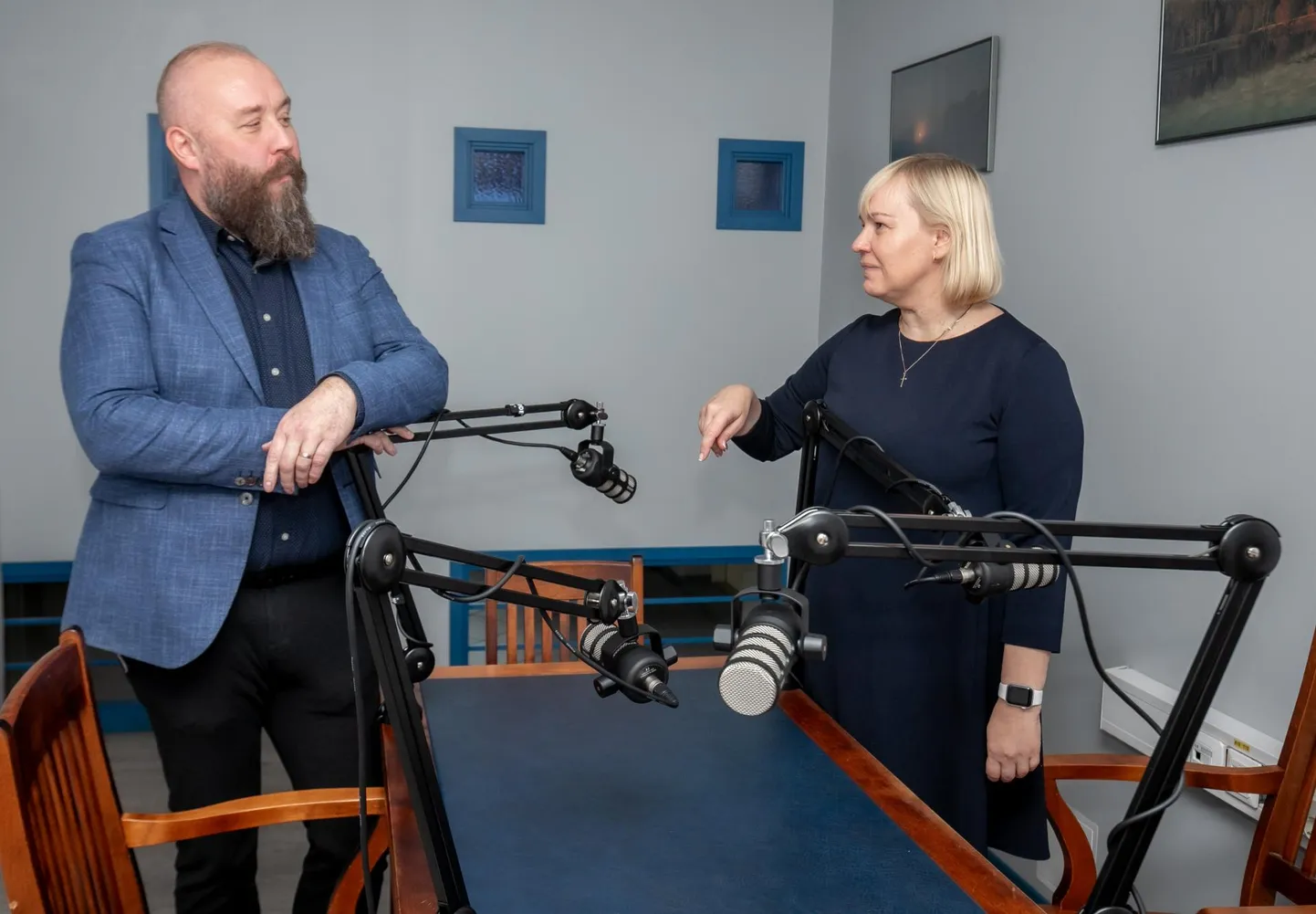 Pärnu uue parkimiskorra üle arutlesid vastses taskuhäälingu saates Pärnu abilinnapea Irina Talviste (Reformierakond) ja linnavolinik Valmar Veste (EKRE).
