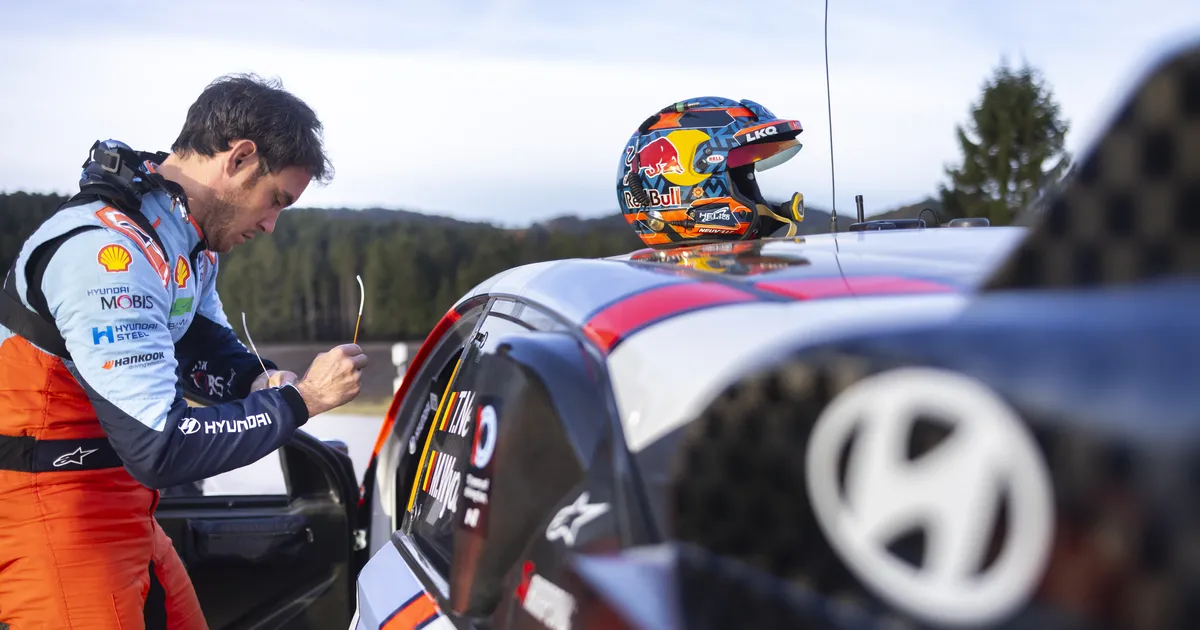 Neuville viitas, et järjekordne Hyundai mootor hakkas tõrkuma