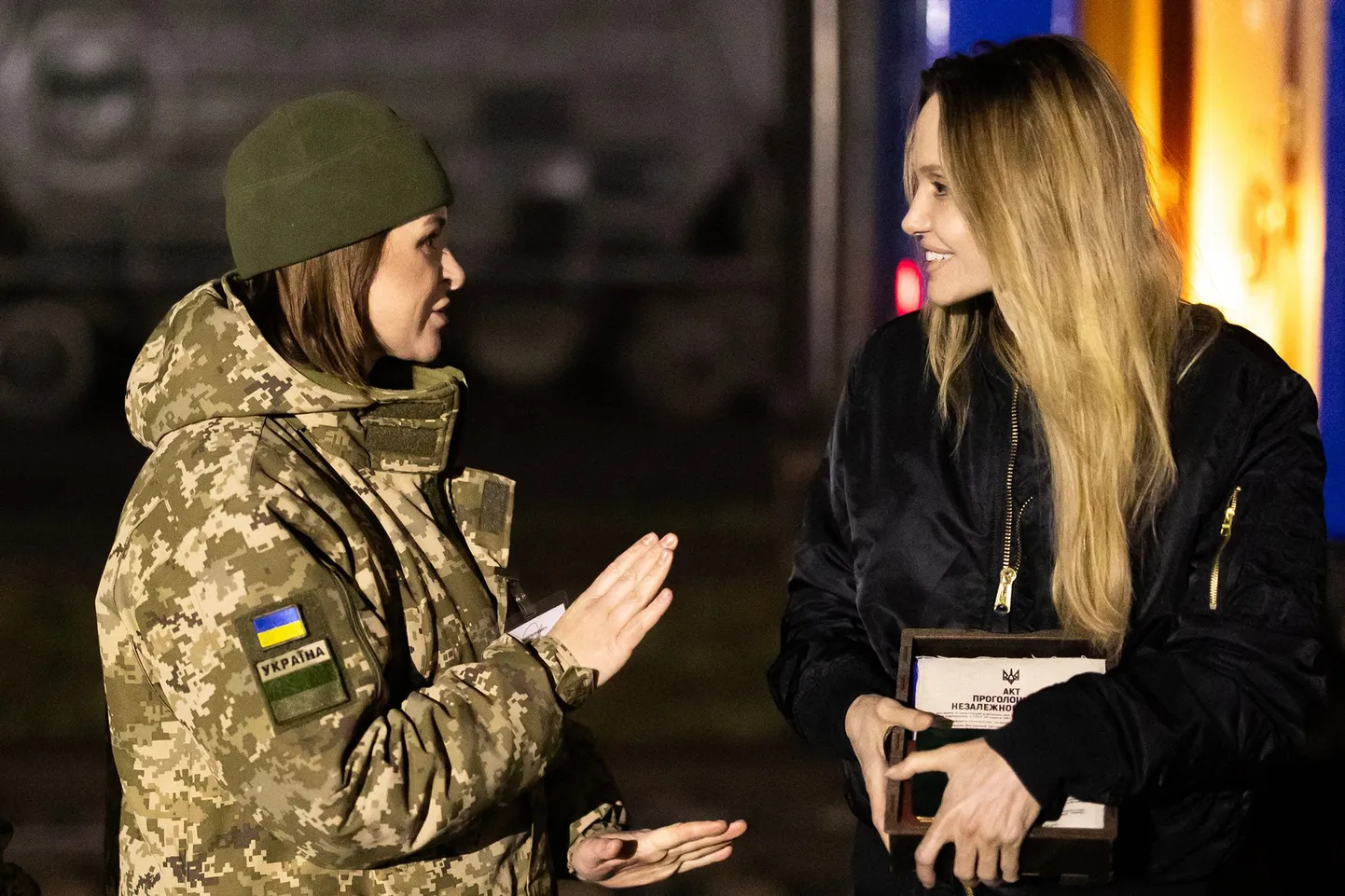Venelased lennutasid drooni Ukrainat külastanud Angelina Jolie kohal