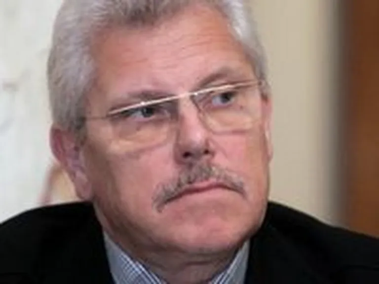 J. Karlsons