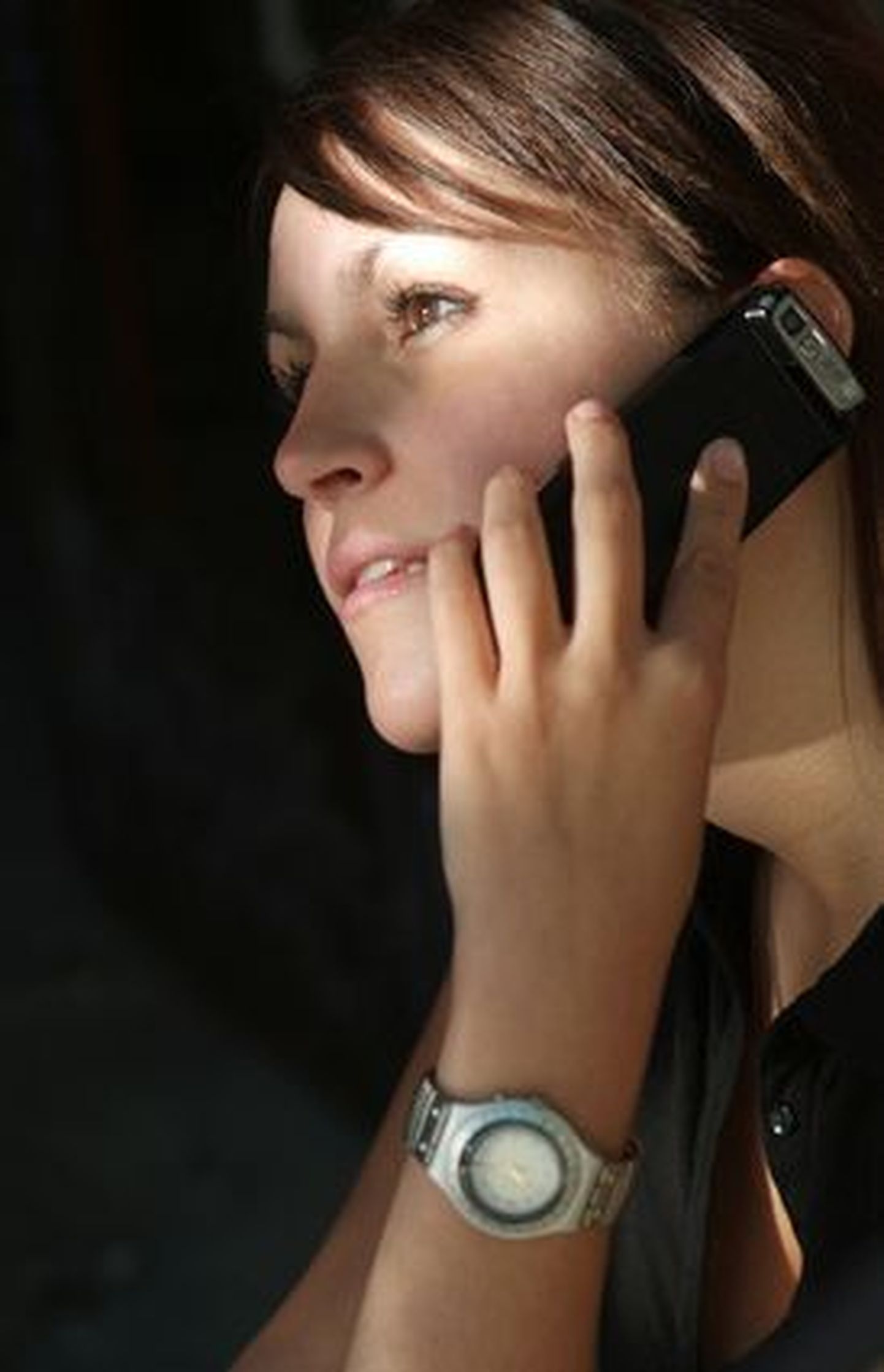 Uuring: mobiiltelefonid ei kasvata ajuhaiguste tekke riski