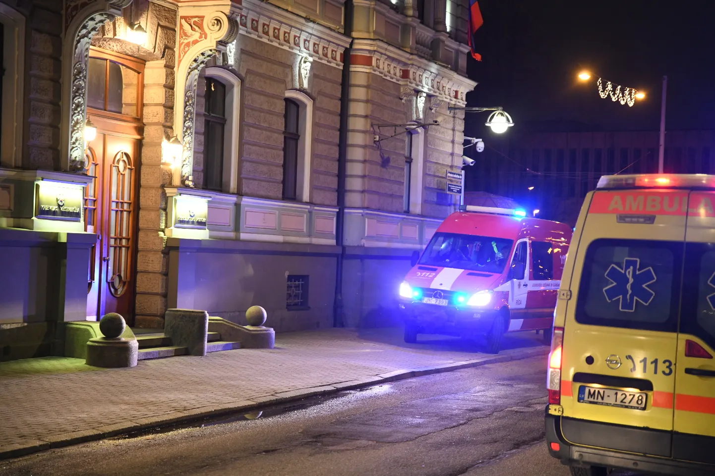 Krievijas vēstniecībā, iespējams, atrasta nezināmas izcelsmes viela