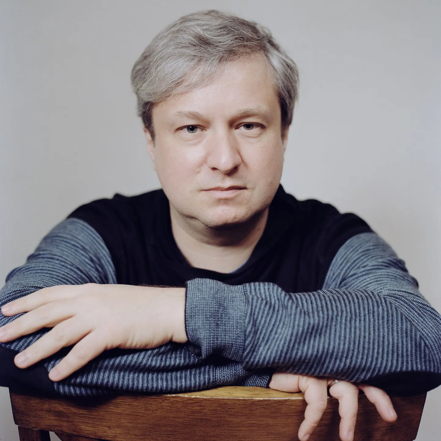 Антон Долин