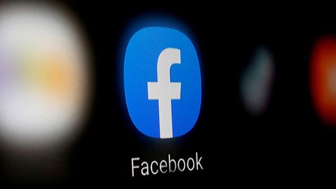 Facebook arendab nutikella, mis plaanitakse järgmisel aastal müügile tuua