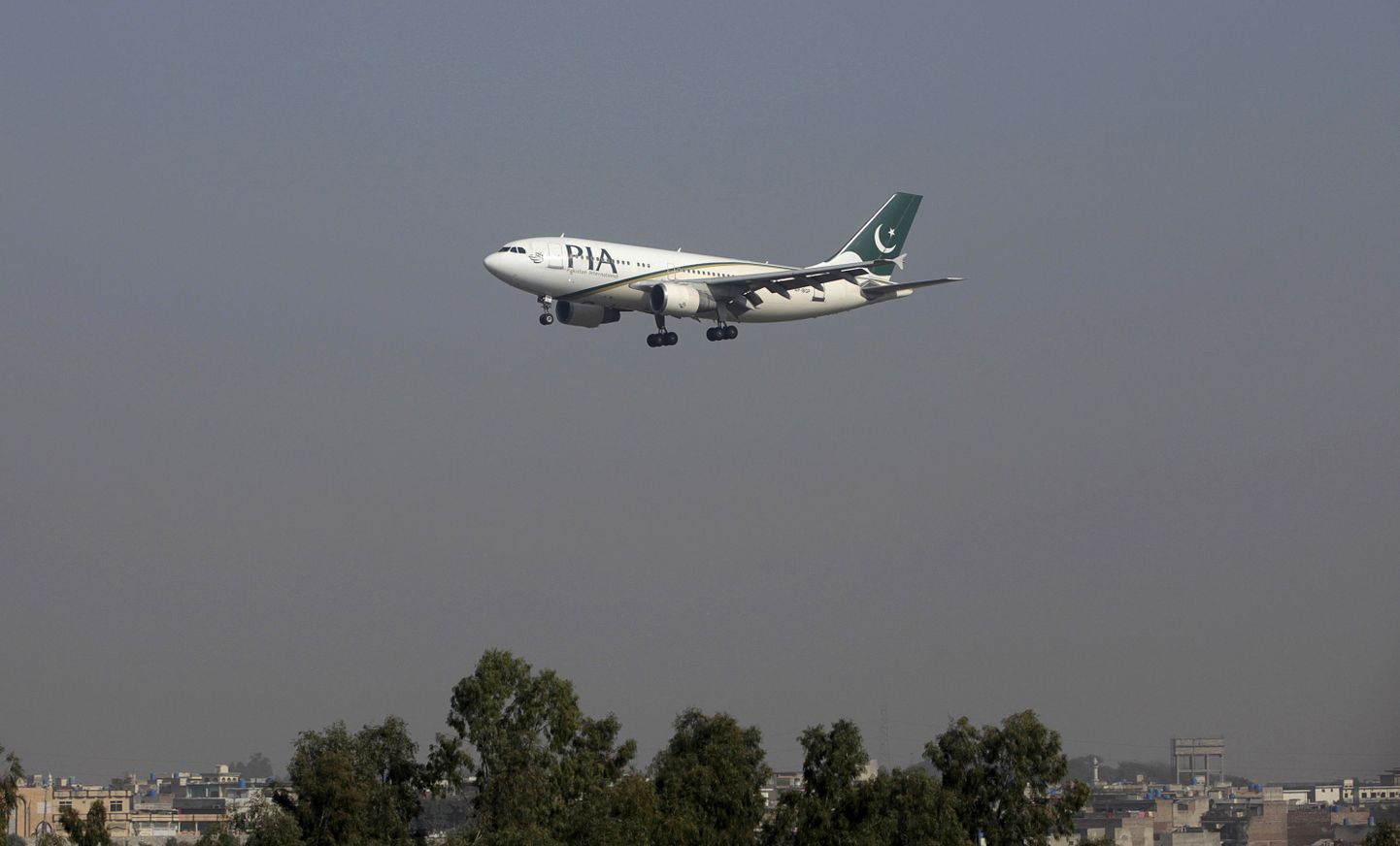 Самолет авиакомпании Pakistan International Airlines (PIA).