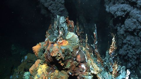 Japan finds massive gold deposit in Pacific Ocean crater, fueling deep-sea mining debate