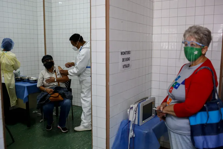 Использование вакцины "Спутник V" в Венесуэле.