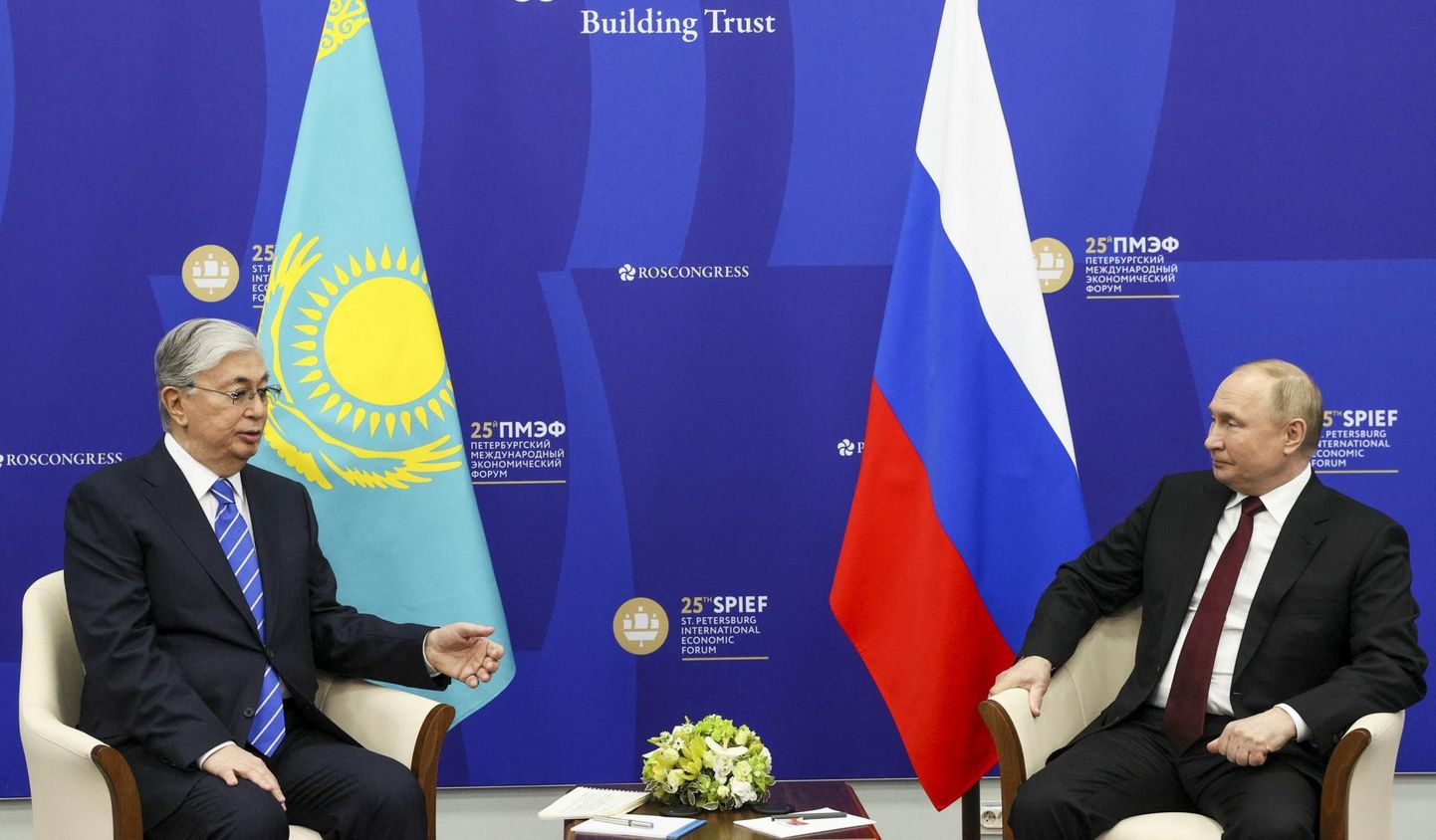 Venemaa president Vladimir Putin ja tema Kasahstani ametivend Kassõm-Žomart Tokayev kohtusid Peterburis ka eraldi kahepoolselt.