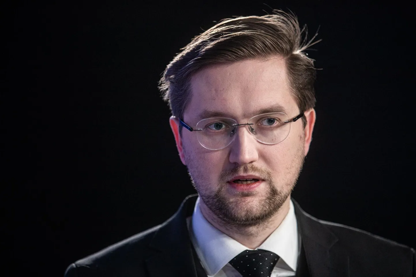 Jaak Madison püüab sel korral volikokku pääseda Tallinnas, kuid ei katkesta sidemeid Viljandimaaga.