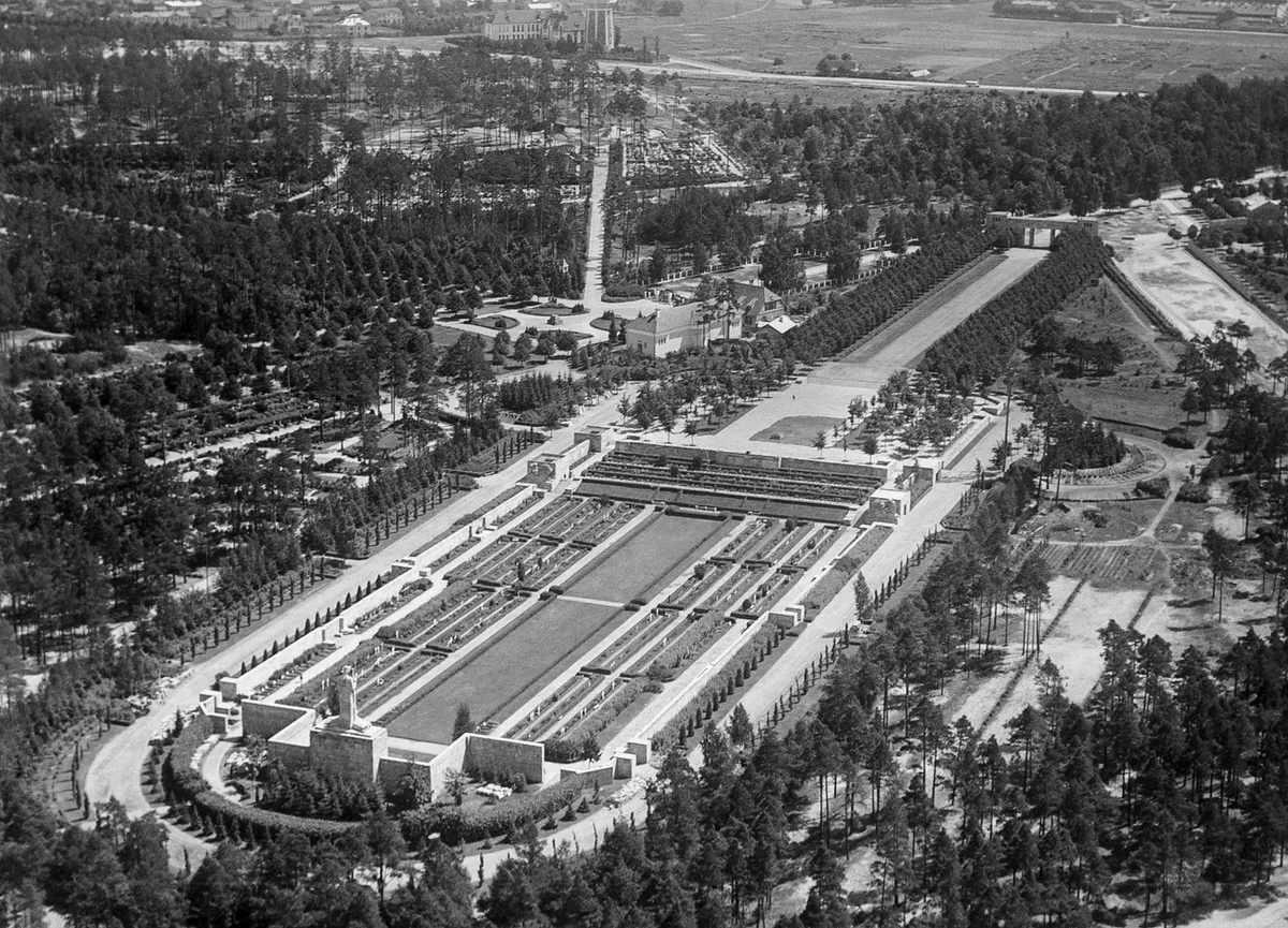 Rīgas Brāļu kapi. 1935. gads.