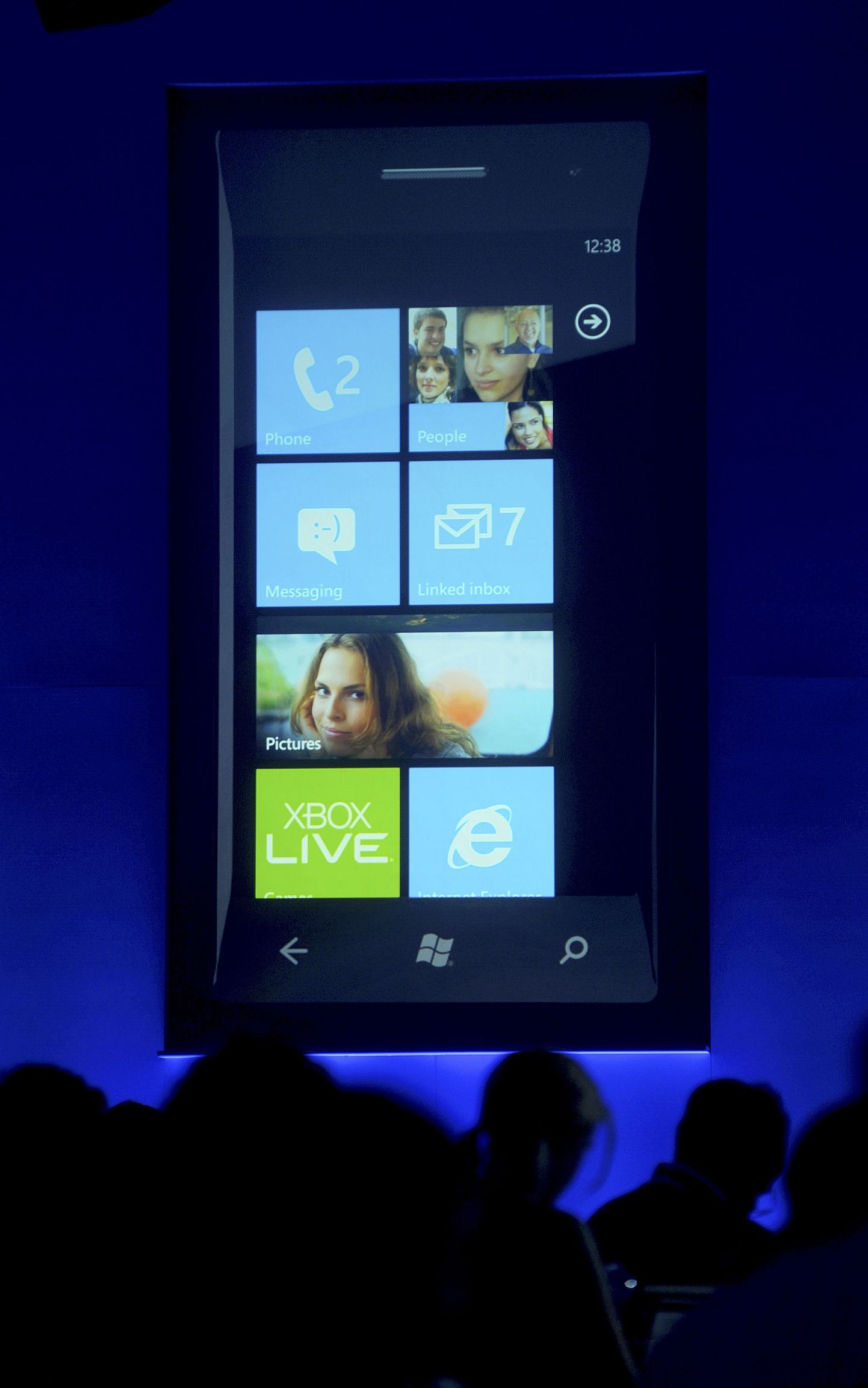 Windows 8 Phone esitlus.