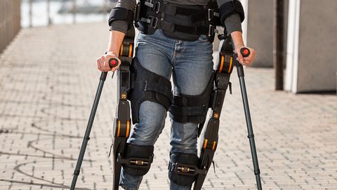 Hüvasti ratastoolid ⟩ Itaalias leiutatud seadeldis aitab inimesed kõndima