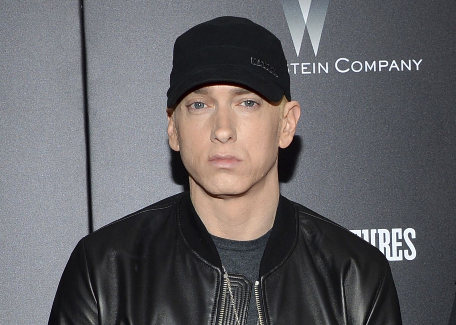 Рэпер Eminem.