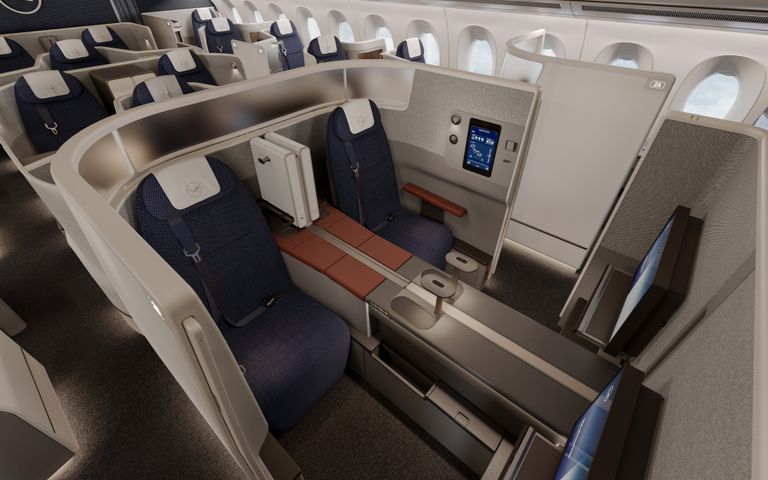 Lufthansa Business Class Suite.