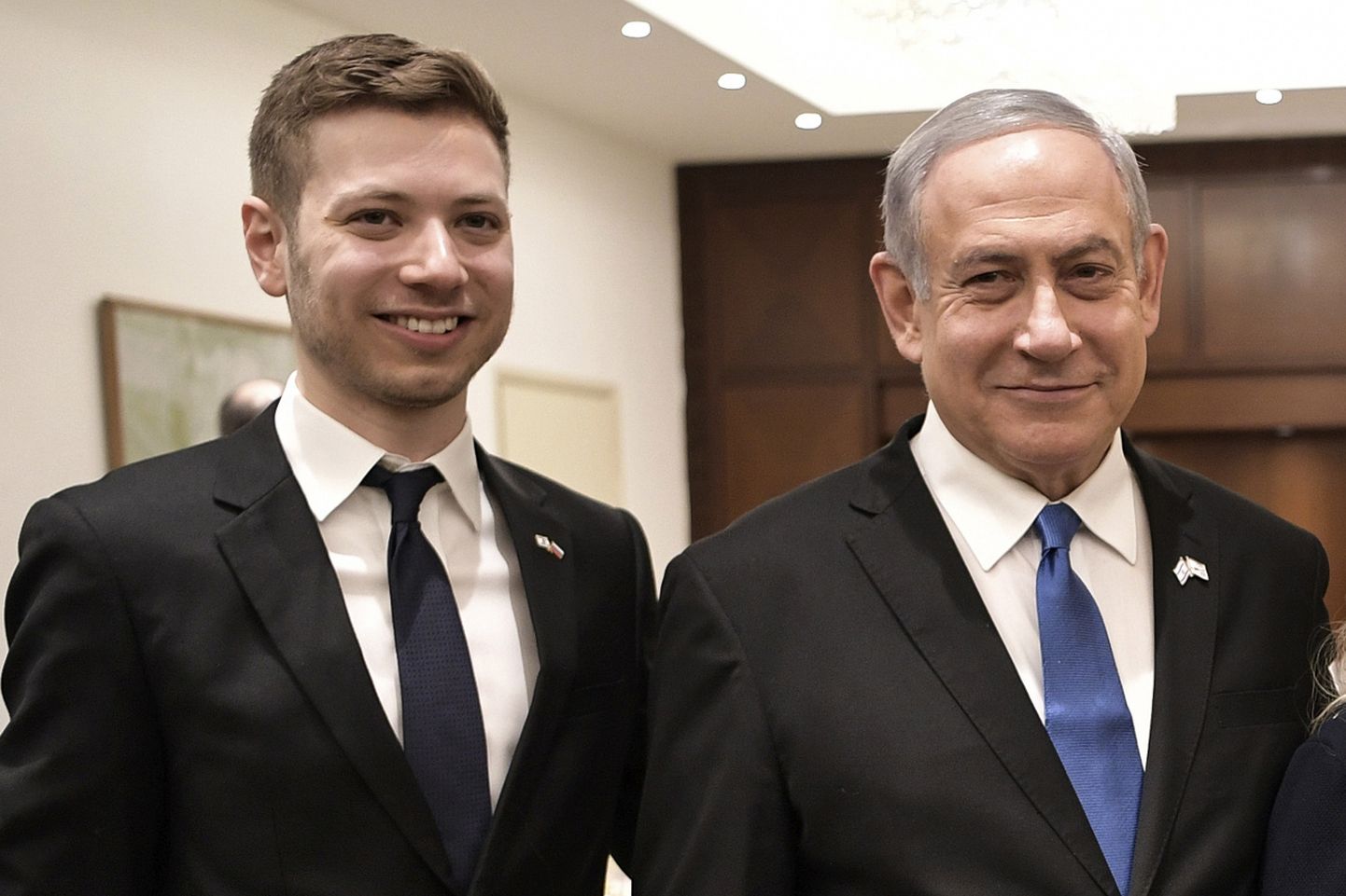 Iisraeli peaminister Benjamin Netanyahu (paremal) poja Yairiga 2020. aastal.