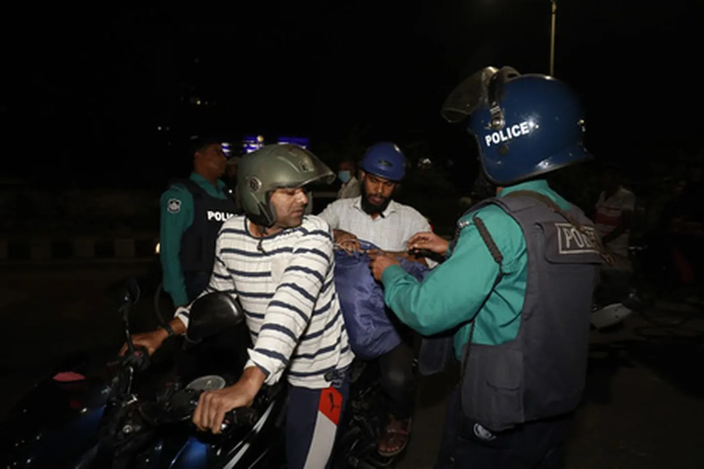 Bangladeshi politsei.
