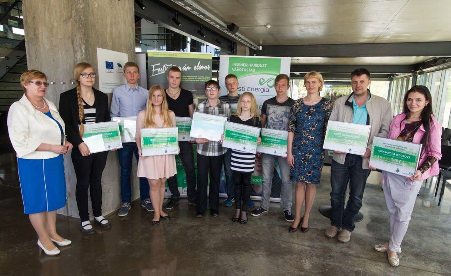 Eesti Energia и местные самоуправления выделили одаренным молодым людям 5000 евро.