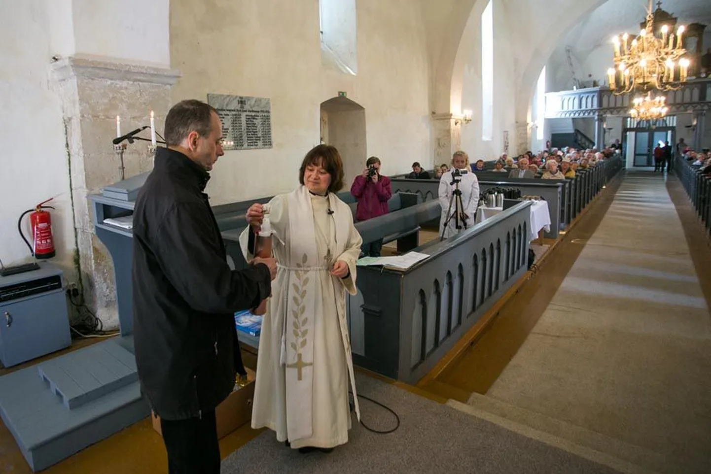 Järva-Jaani koguduse õpetaja praost Katrin-Helena Melder.