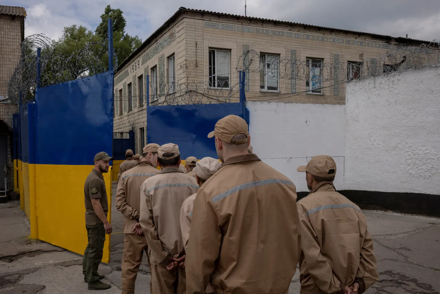 Ukraina kinnipeetavad Kiievi oblastis asuvas vanglas mais ürituse ajal, kus tutvustati valitsuse pakkumist liituda sõjaväega.