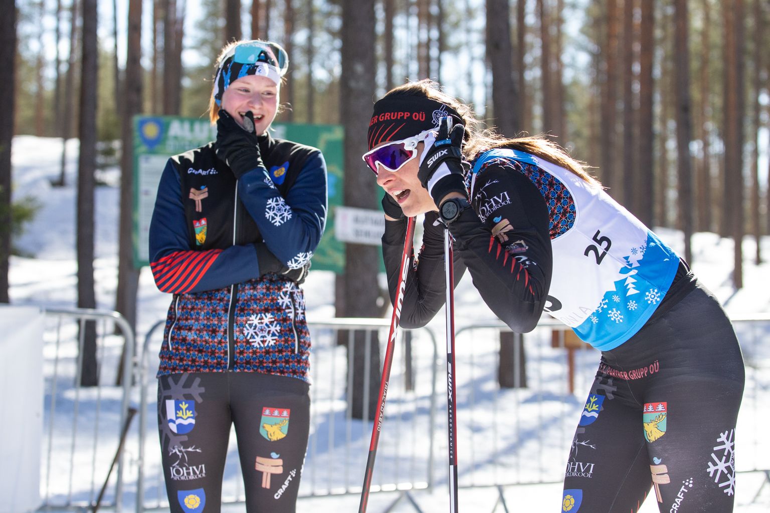 В марте прошлого года Херта Раяс и Авели Уусталу стали в Паннъярве чемпионками Эстонии среди взрослых в парном спринте, а в конце года обе завоевали медали на проходившем в Отепяэ молодежном чемпионате Эстонии.