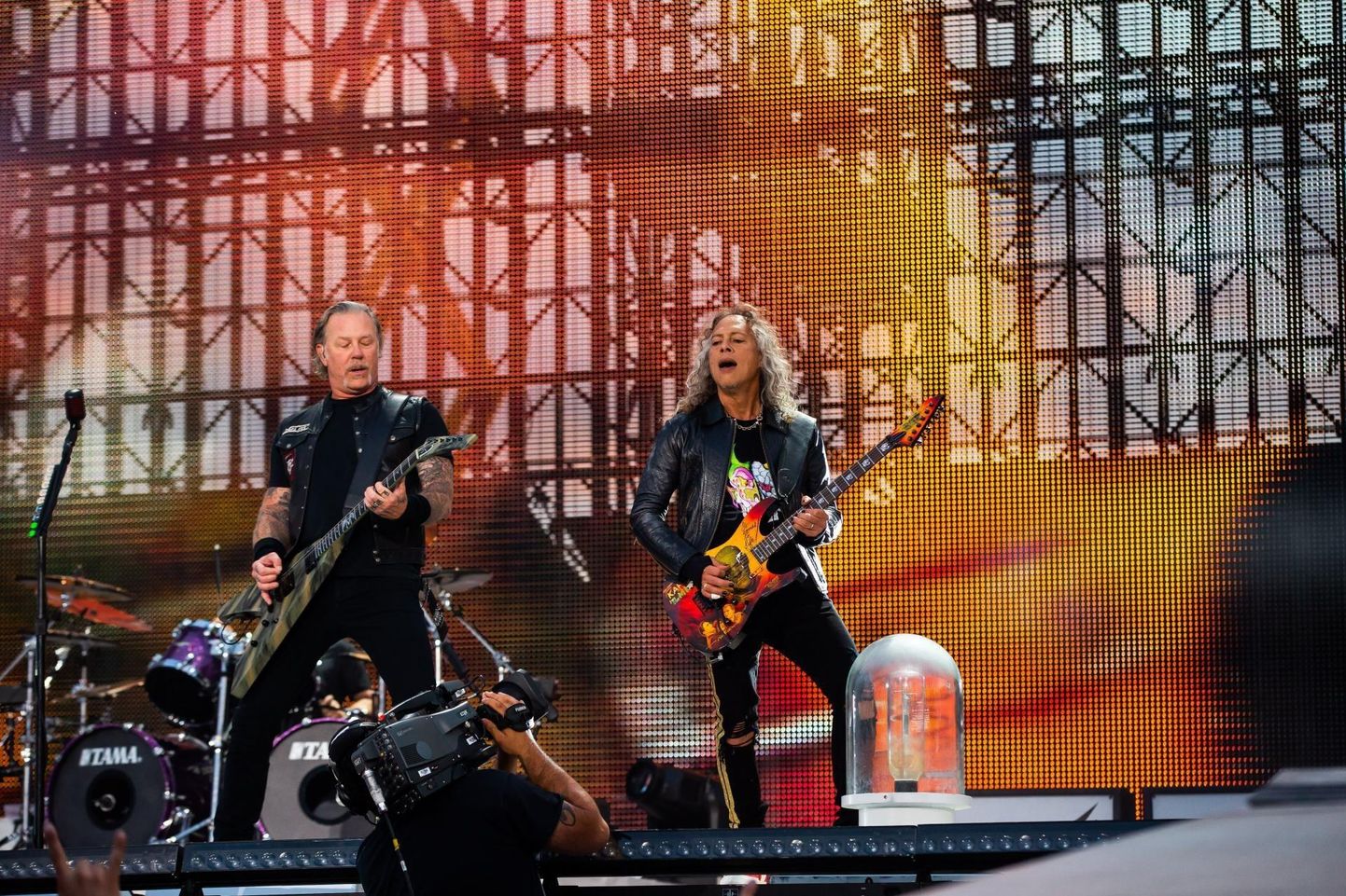 Metallica James Hetfield ja Kirk Hammett Tartus esinemas.