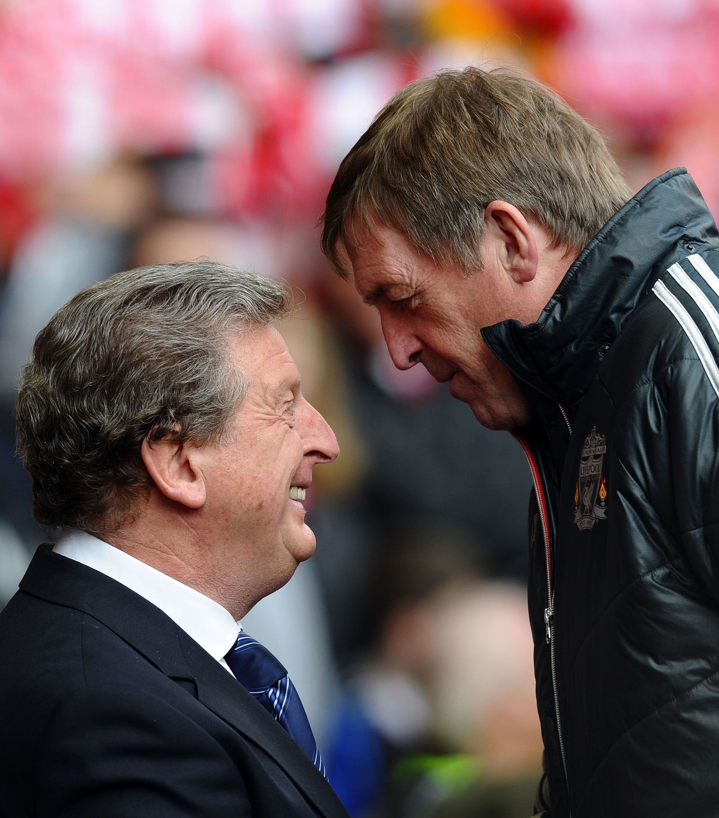 Liverpooli praeguse peatreeneri Kenny Dalglishi (paremal) ja endise juhendaja Roy Hodgsoni mõõduvõtus jäi peale viimane.