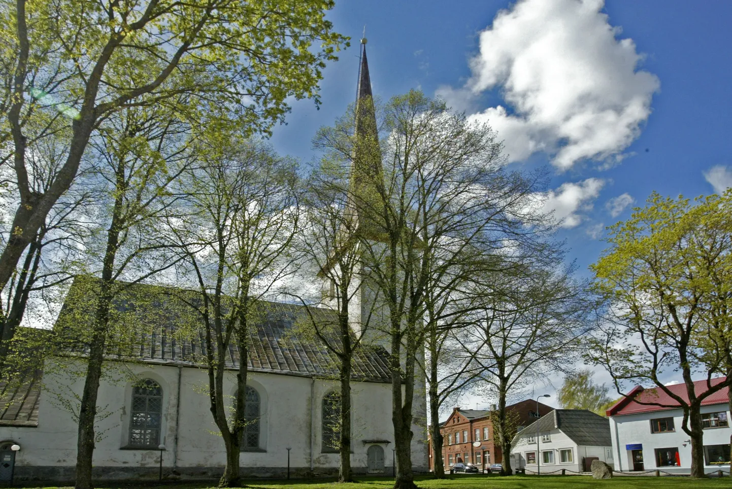 Rakvere Kolmainu kirikus toimuvad festivali VaiMus kontserdid.