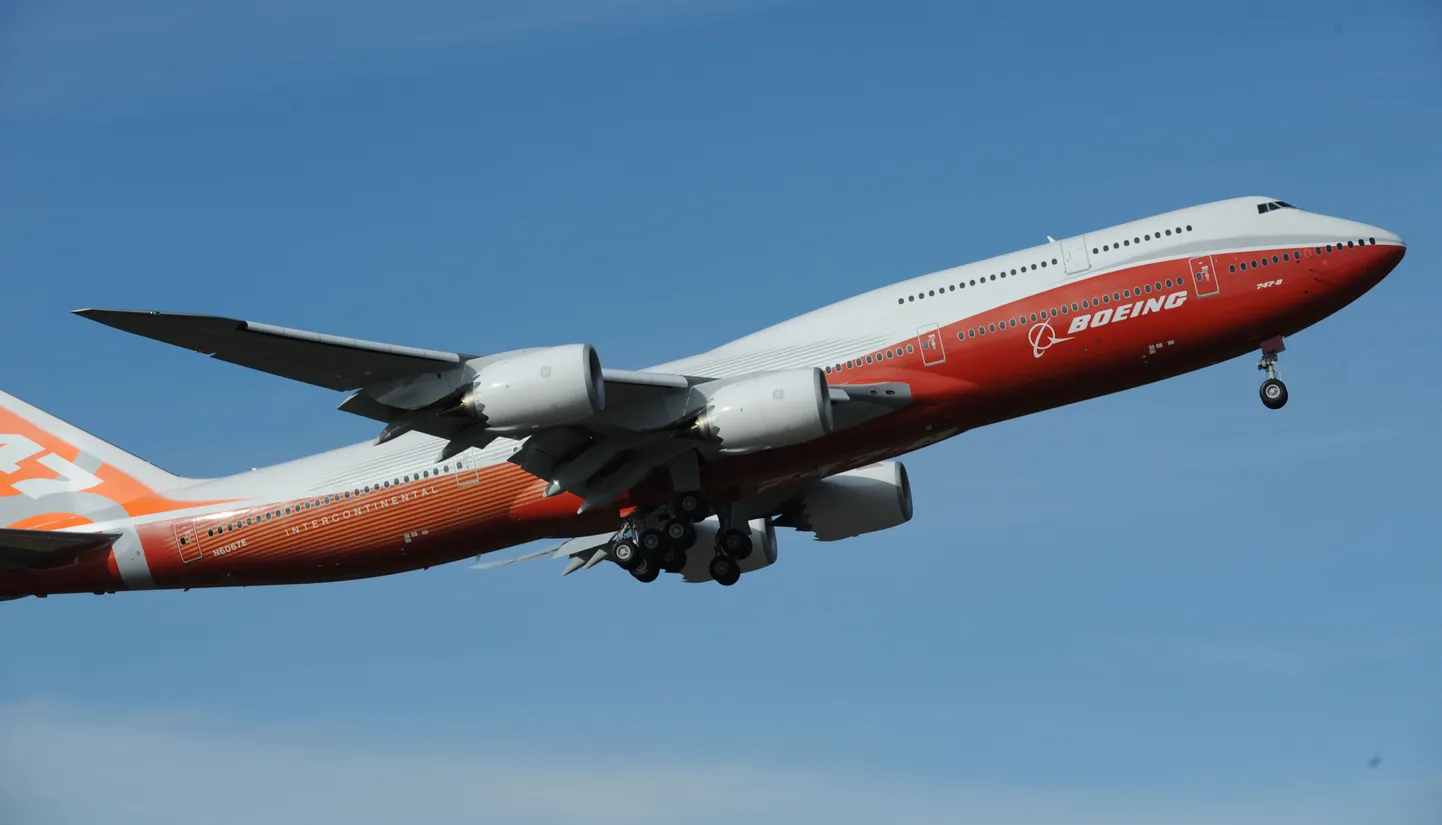 Boeingi lennuk õhku tõusmas