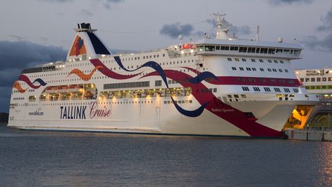 Негде яблоку упасть! Что творилось в последние выходные апреля на круизном лайнере Таллинн-Стокгольм?