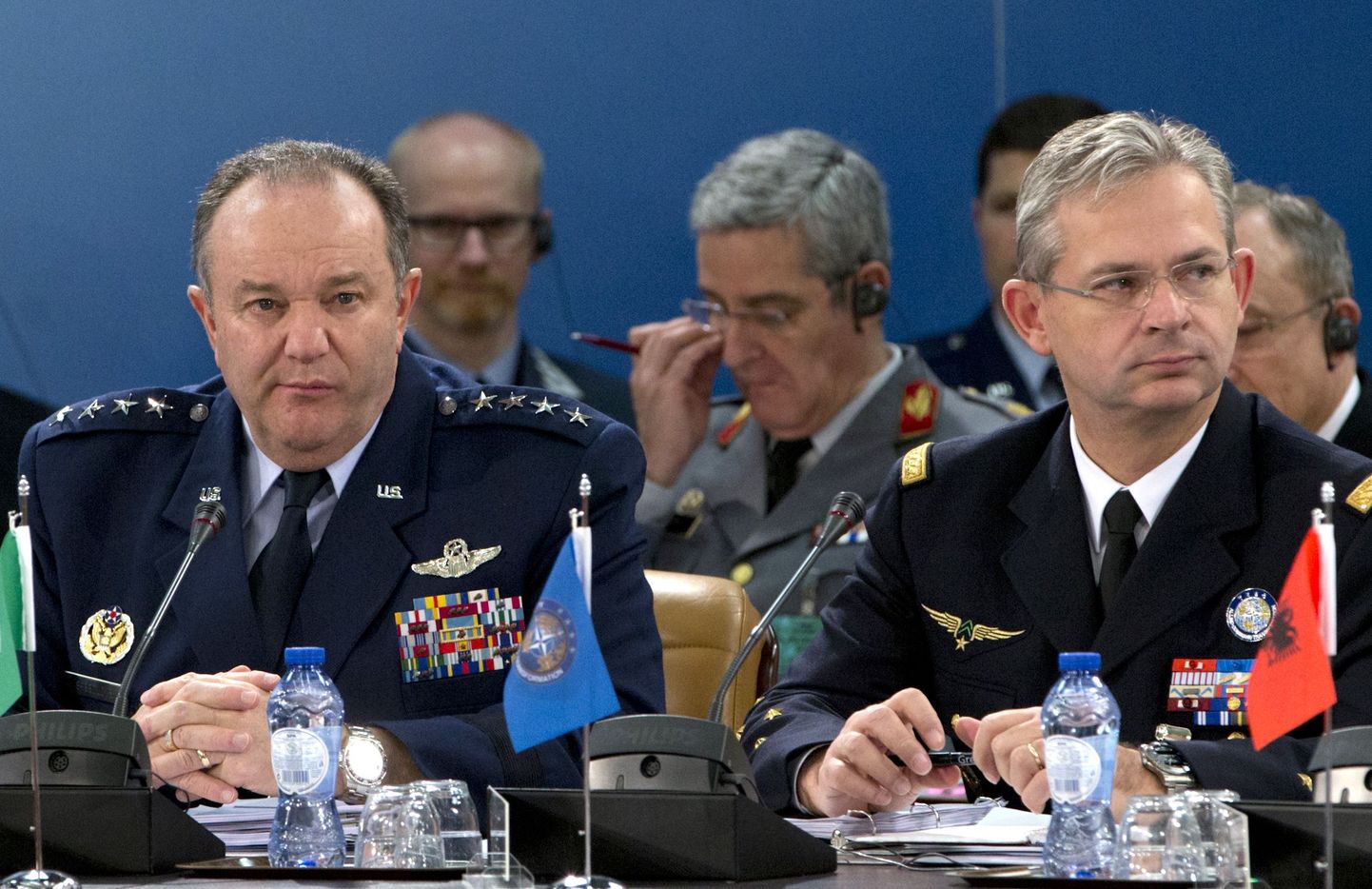 В Вооруженных силах РФ в 2016 году появятся четыре новых дивизии как ответ на учения НАТО.