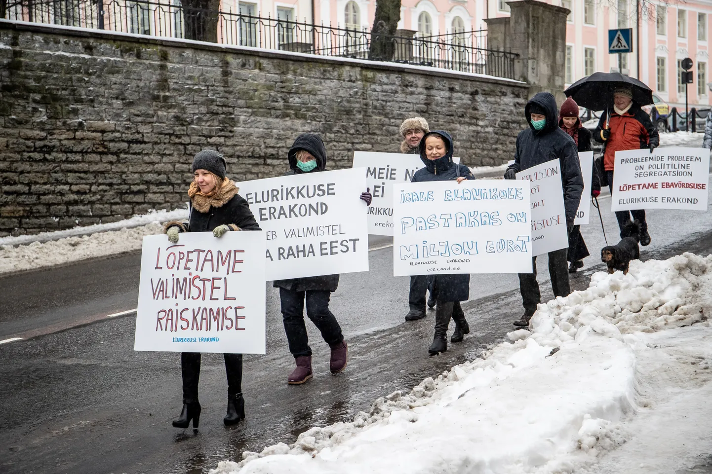 Elurikkuse Erakond viis valimisnimekirjad Vabariigi Valimiskomisjoni.