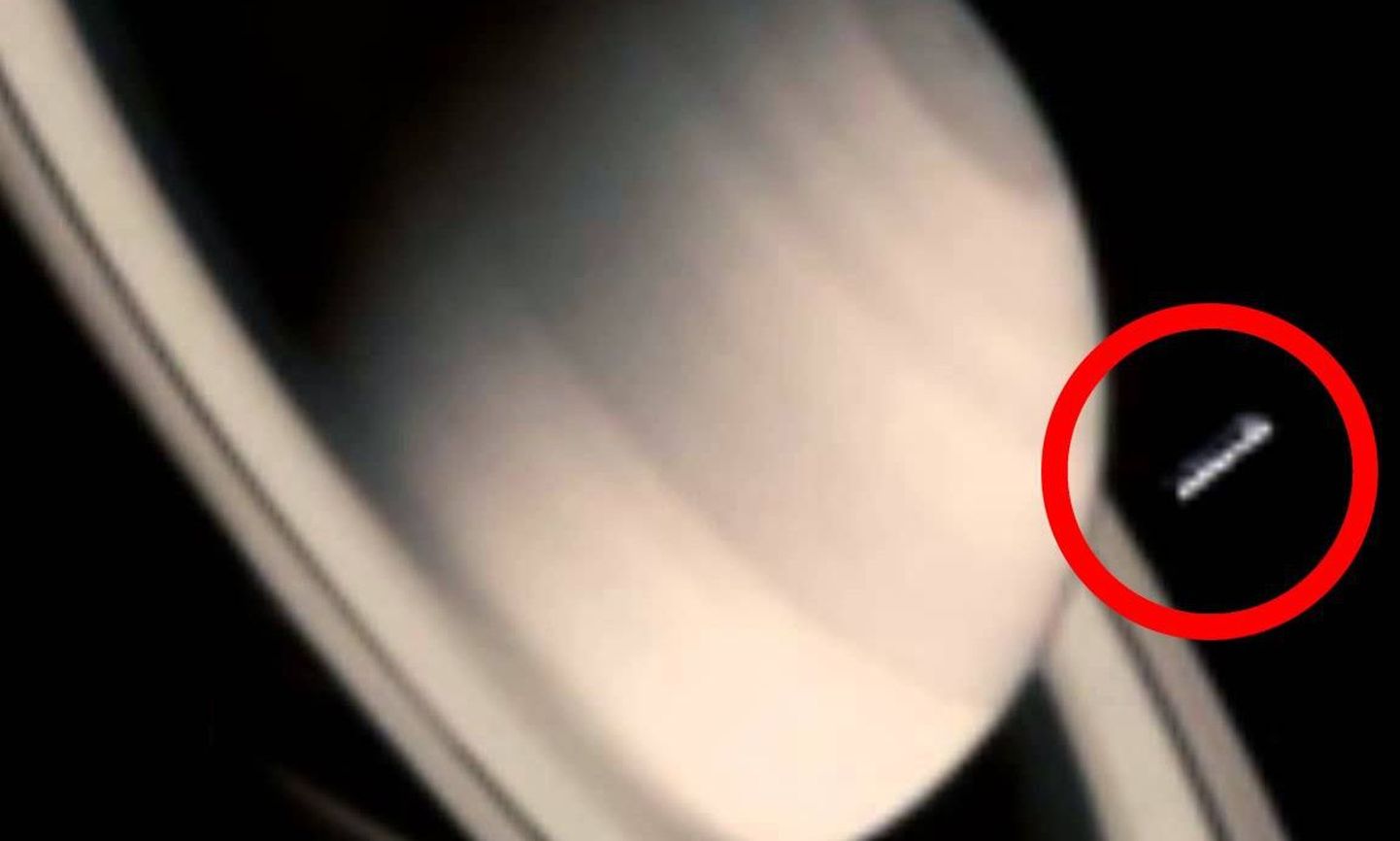 Videokaader, millel väidetavalt on Saturni juures tulnukate alus