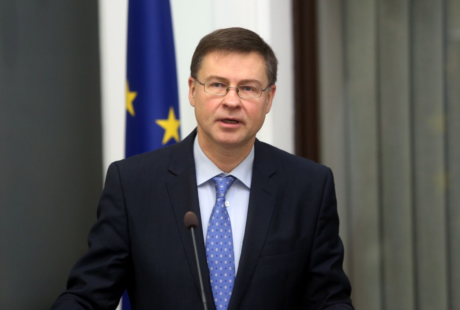 Eiropas Komisijas (EK) priekšsēdētājas izpildvietnieks un Eiropas Savienības (ES) tirdzniecības komisārs Valdis Dombrovskis.
