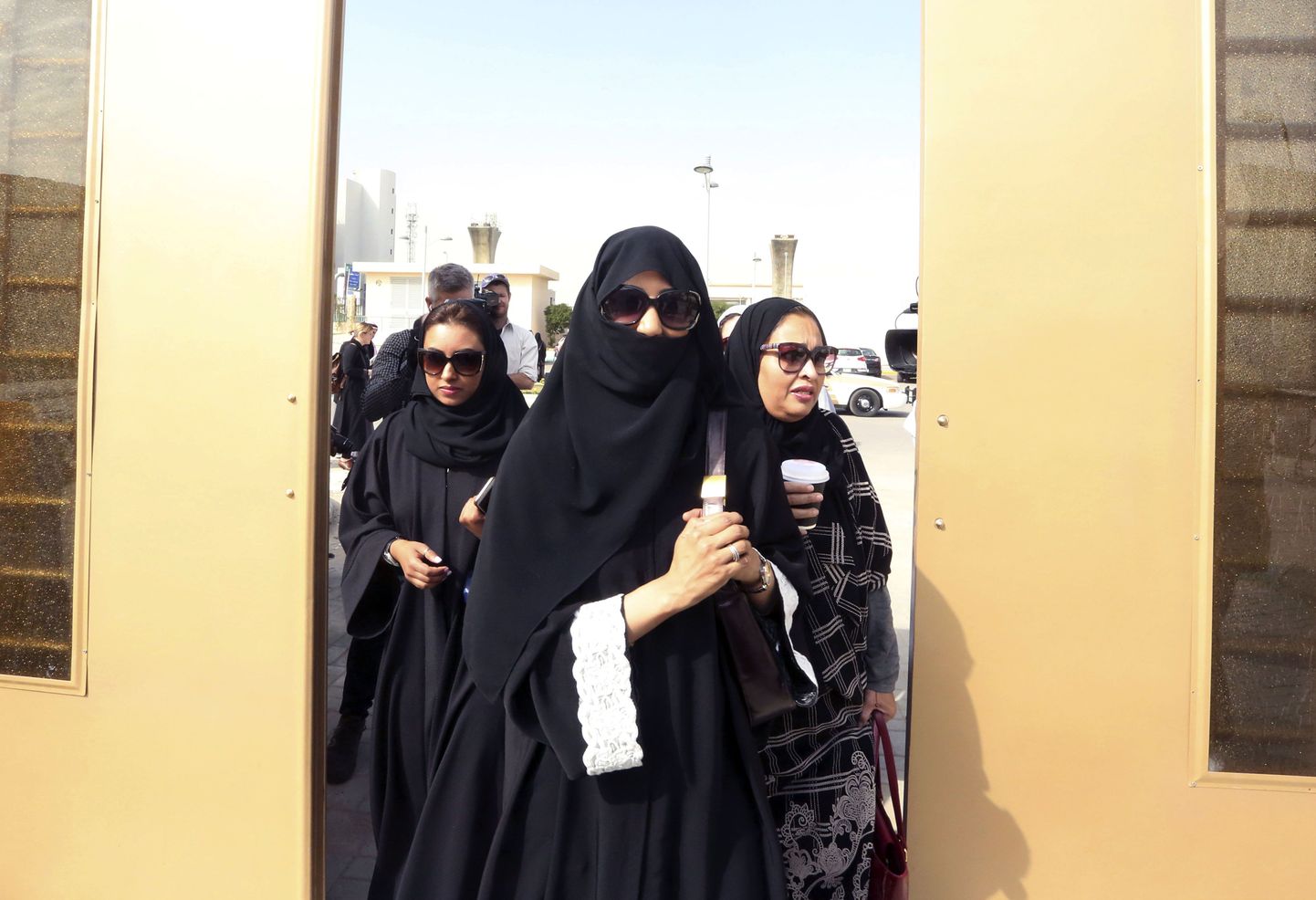 Saudi naised lähevad hääletama eilsetel kohalike omavalitsuste valimisel.